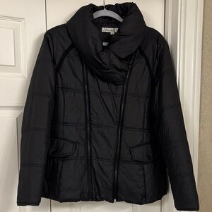 Kenneth Cole Women's Black Puffer Jacket XL